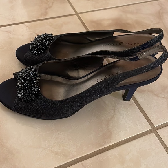 Navy blue, 2 inch heels. - Picture 2 of 3